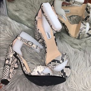 Steve Madden Carrson Natural Snake Heel